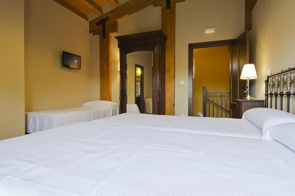Hotel La Casona De La Mesta 2*